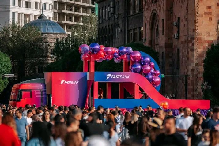 Fast Bank Finance, plateforme de banque en ligne
